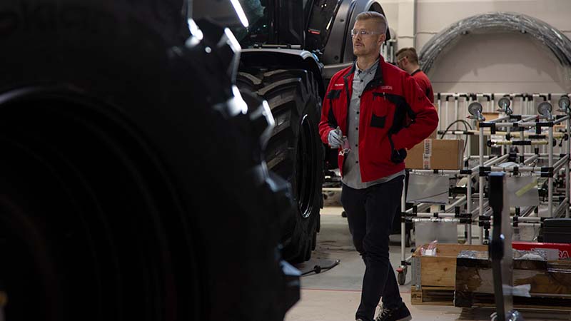 Valtra-Team_08_800x450.jpg