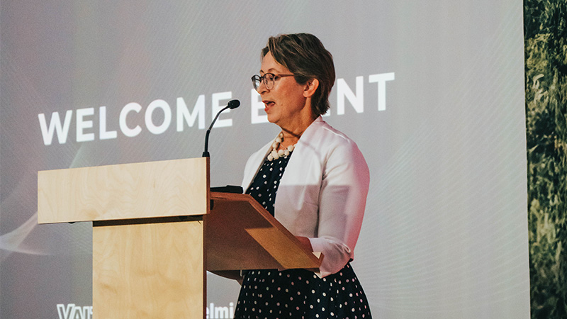 finnish-minister-of-agriculture-and-forestry-sari-essayah-at-valtra_800x450.jpg