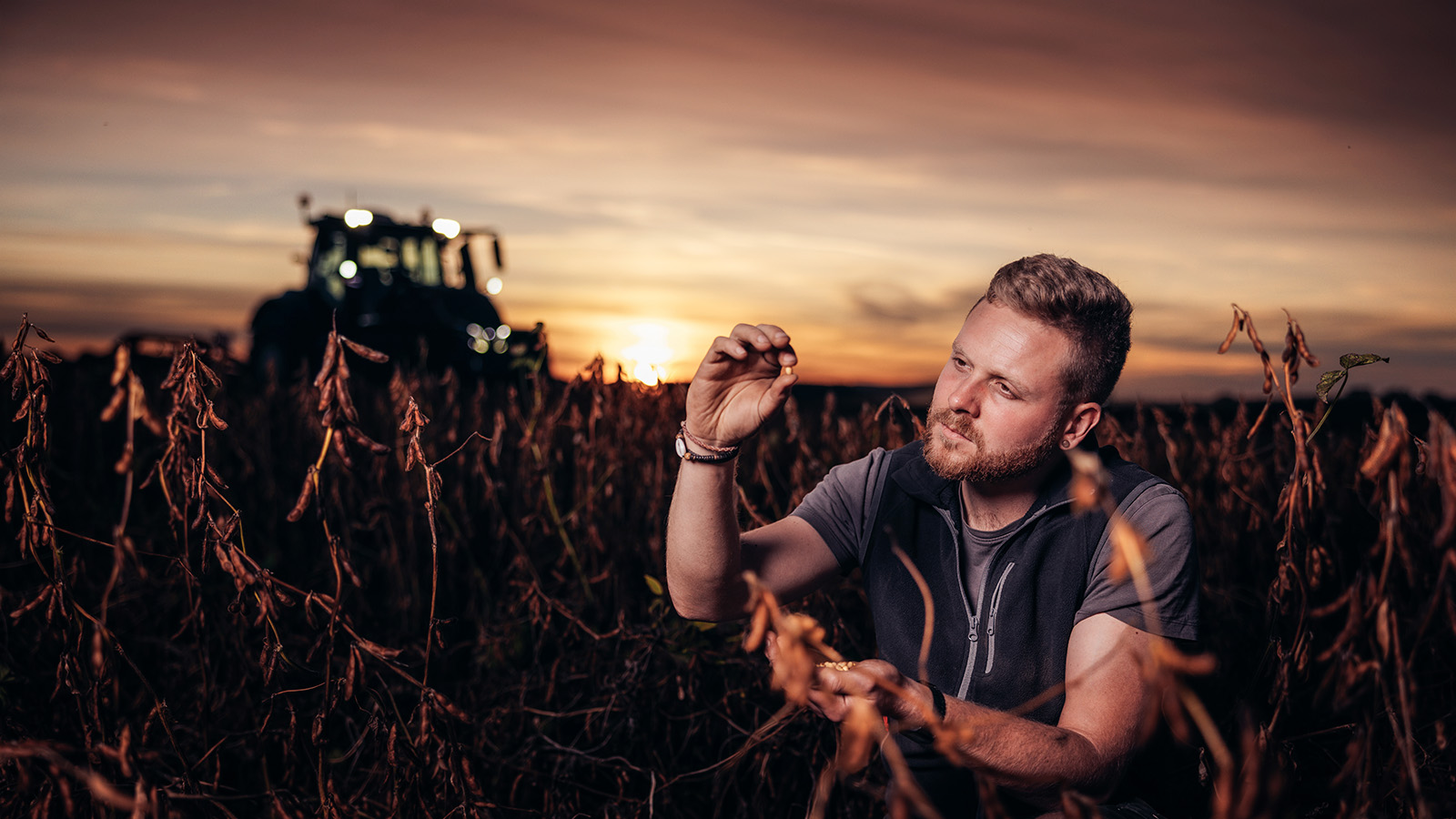 Valtra-insights-hero_1600x900.jpg