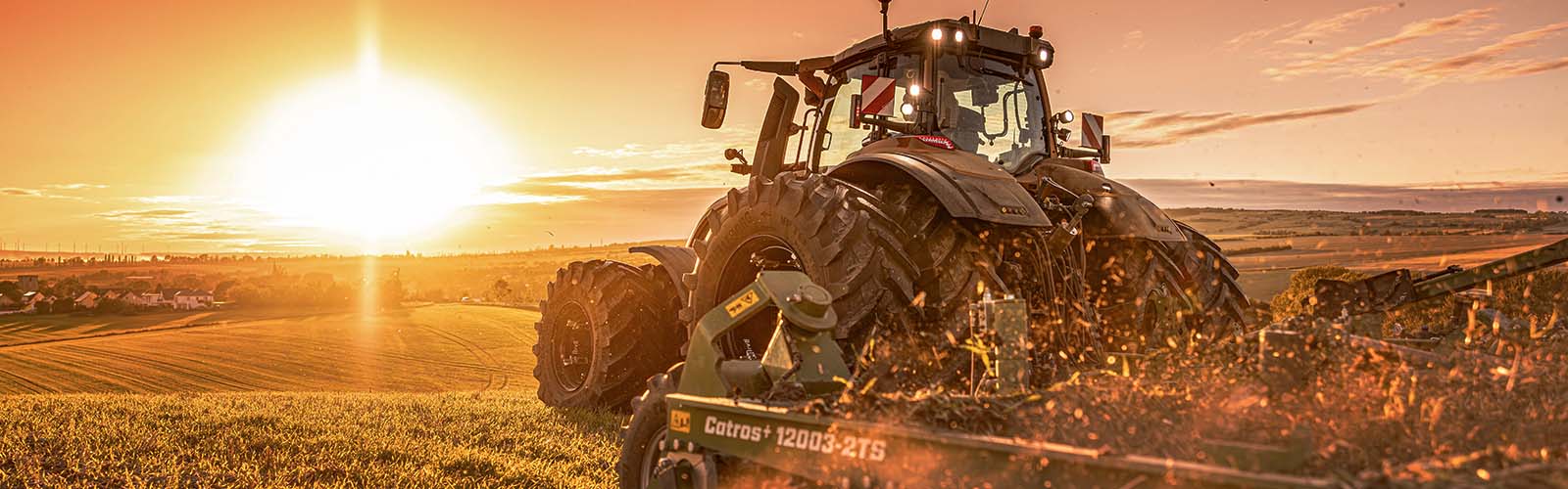 valtra-s-series-powerful-hydraulics-tractor_1600x500.jpg