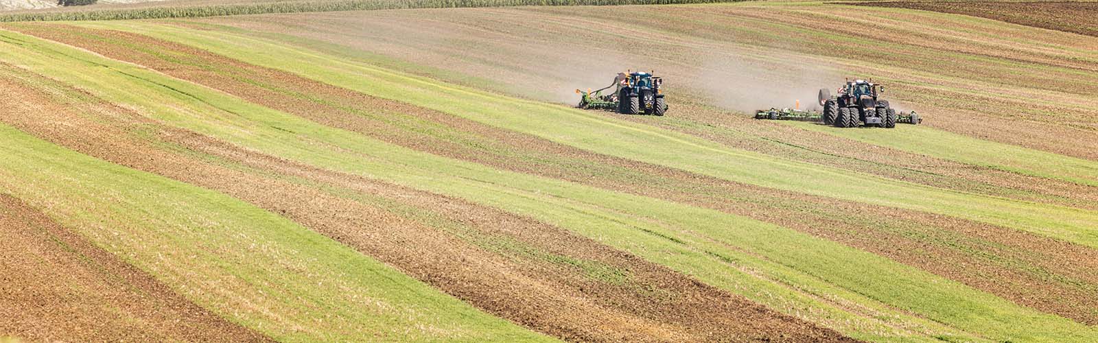 valtra-s-series-smart-farming-machine_1600x500.jpg