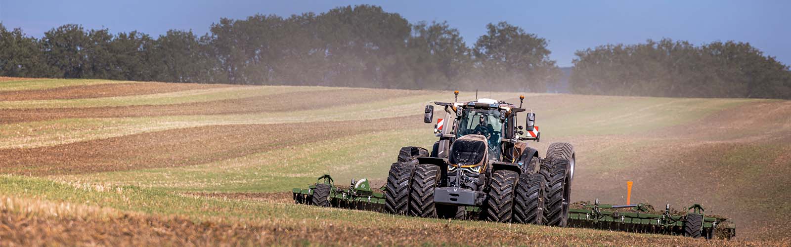 valtra-s-series-transmission_16000x500.jpg