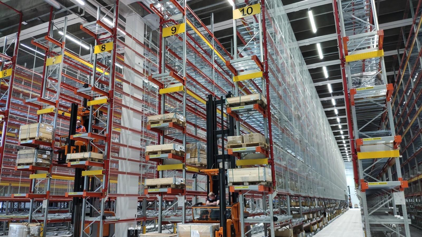 Valtra-logistics-centre-1600x900.jpg