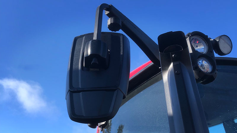 The new Valtra G Series side mirrors offer improved visibility