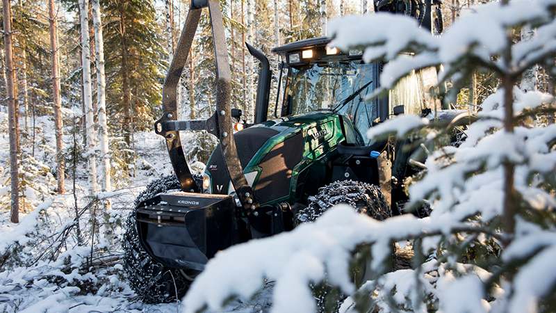 Valtra-N123-2014_450x800.png